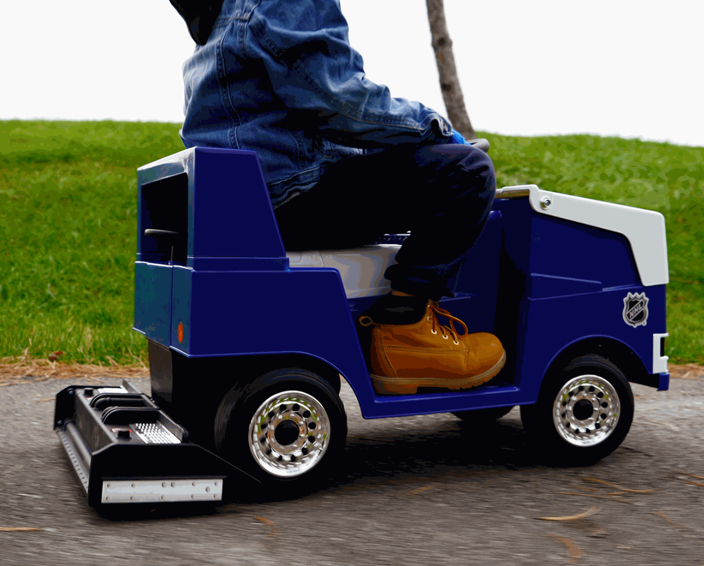 Kool Karz NHL Licensed Zamboni Ride-On 12V electric toy with NHL team decals and LED headlights